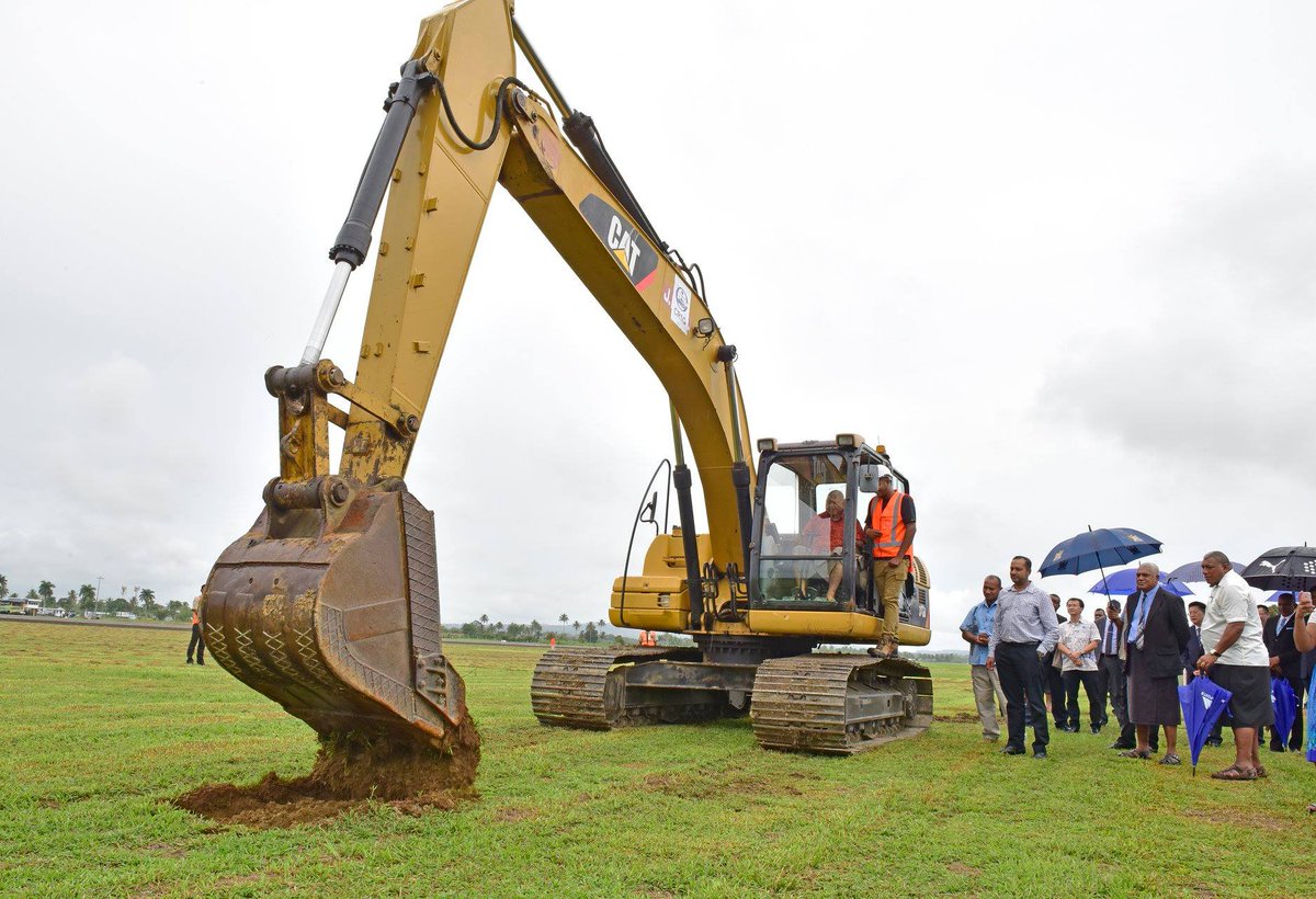 NadiAirport's tweet photo. The Nausori Airport Runway Upgrade and Extension Project ground breaking ceremony was officiated by the PM Hon. Voreqe Bainimarama yesterday. #NausoriAirport #RunwayExtension https://t.co/sL8ASb0kvb