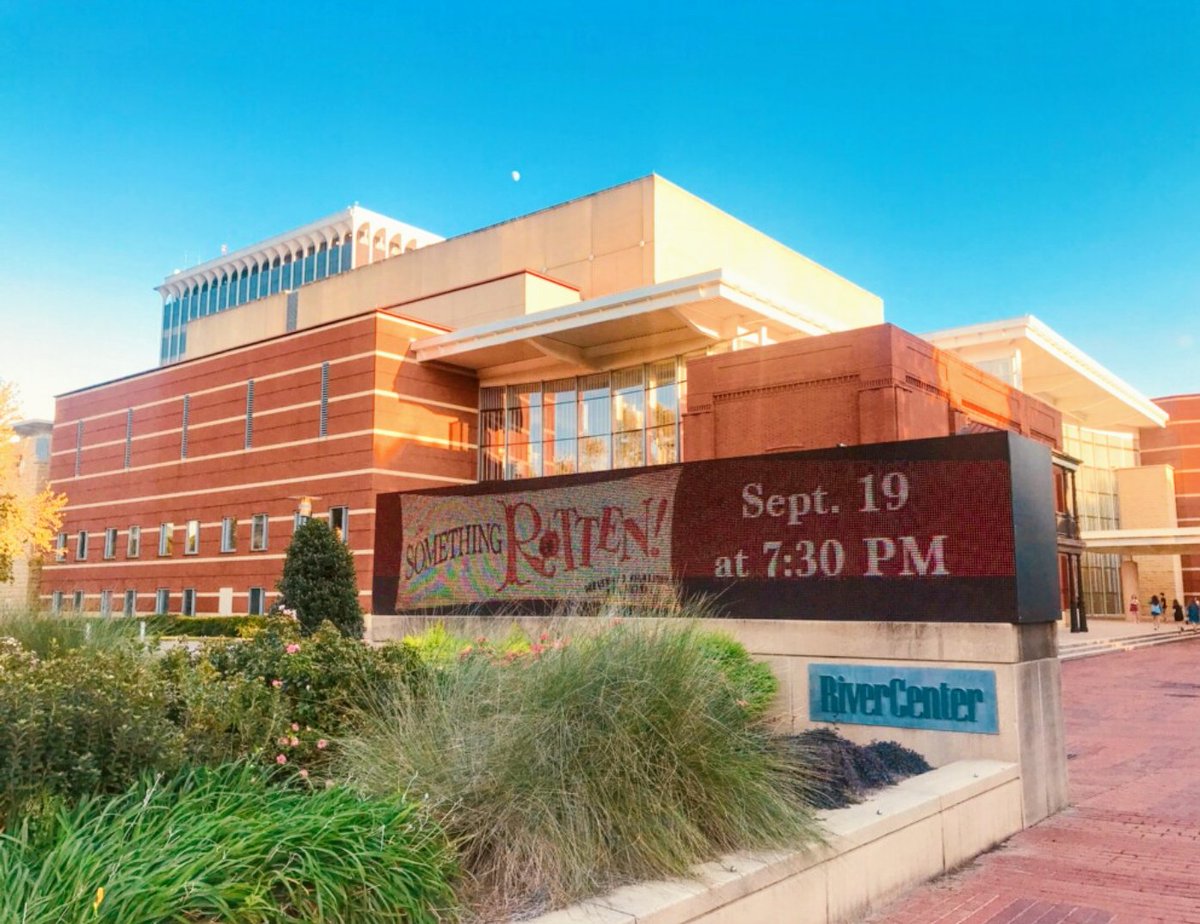 Welcome to the Renaissance! Happy opening of the first engagement of the 2018-19 tour in Columbus, Georgia. Break legs to the entire cast and company 👏🍅🍳🎭🎫🎶 #SomethingRotten #RottenOnTheRoad