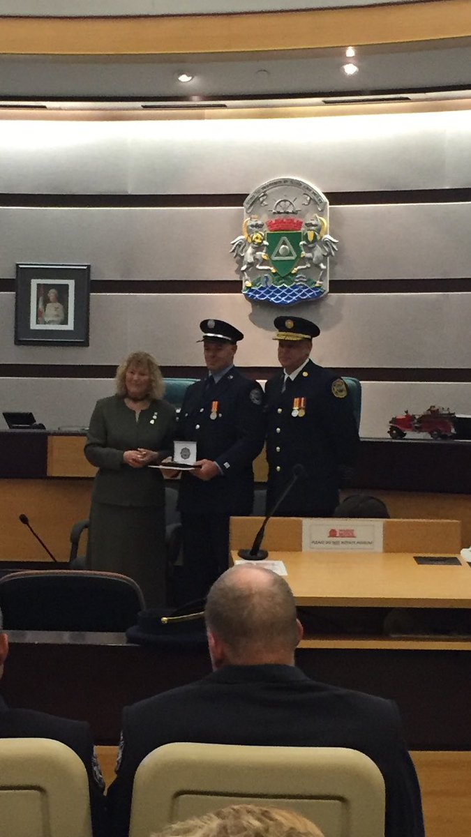 DFF1763's tweet image. Happening at @CityofDeltaBC city hall right. Firefighters receiving probationary and service awards. Being presented by @MayorofDelta #deltabc
