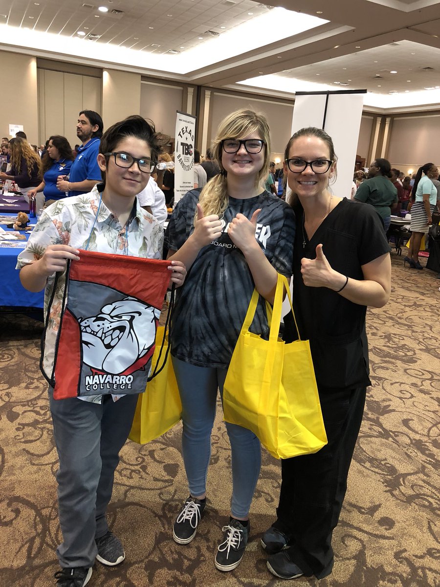 College bound!  <a href="/Wax_GlobalHS/">Wax. Global HS</a> #wisdisthebest #familytime