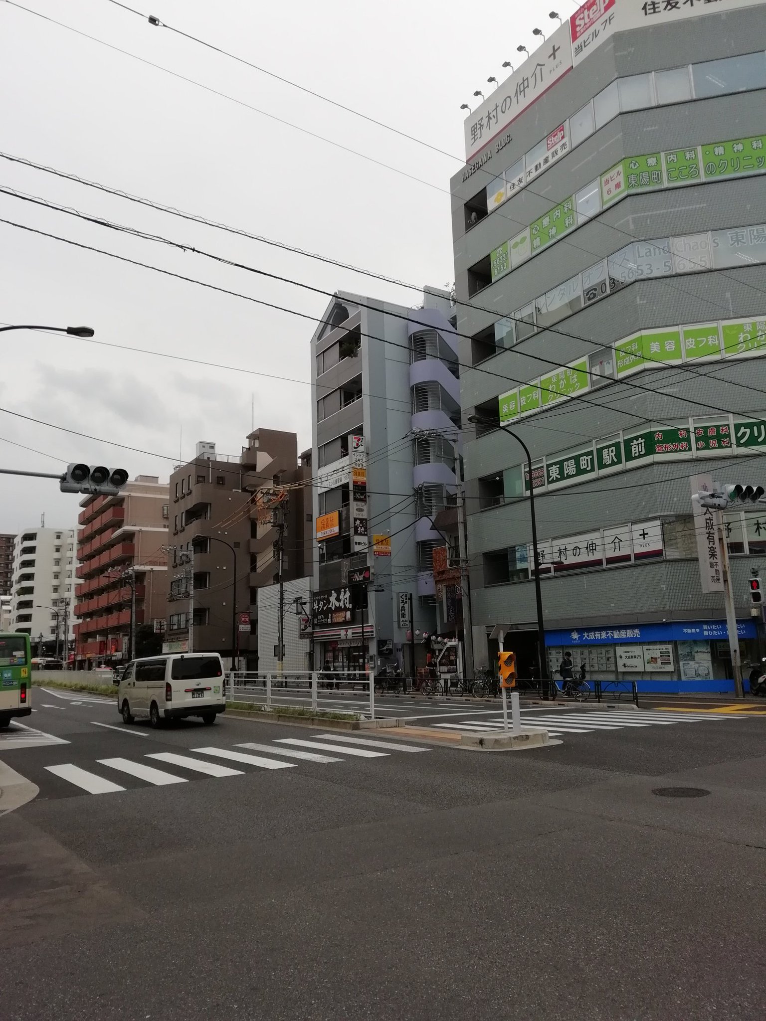 ともっしー ニースズ 鳥貴族東陽町駅前店