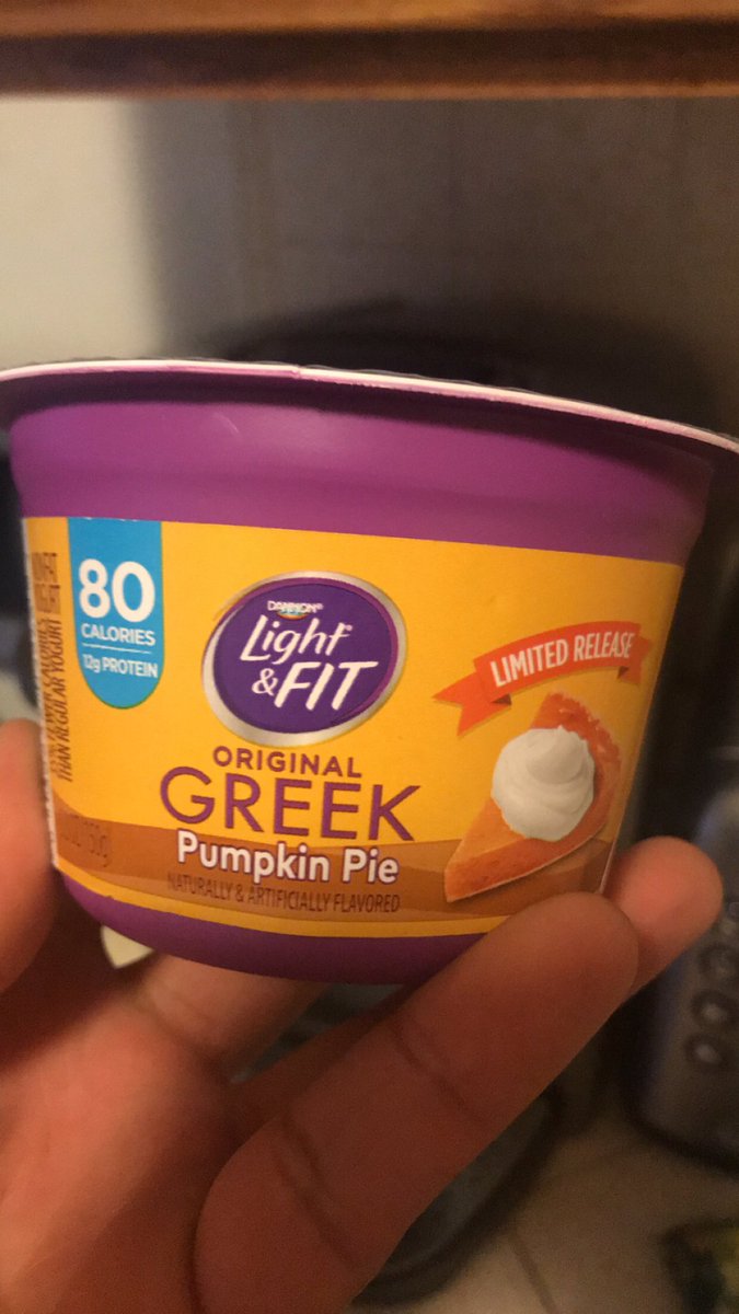 vbgirlie's tweet image. Had to 💁🏽‍♀️ #basicAF