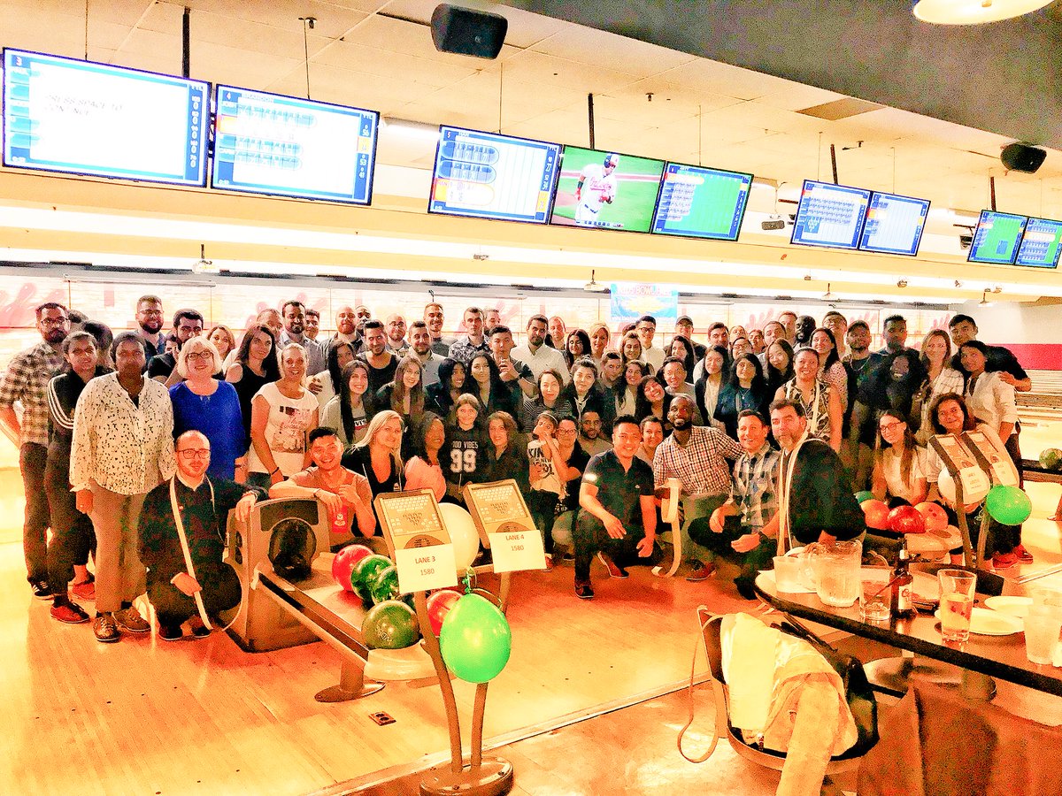 Downsview Hill always represents in large numbers when supporting our community. <a href="/UWGreaterTO/">United Way Greater Toronto</a> What a fun night! <a href="/GenNext_ME/">GenNext - MetroEast</a> @tdpauld @ChrisStamper_45 @AndrewP_TD