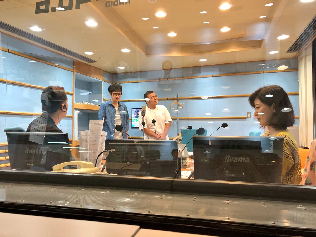 松井愛のすこ し愛して 茶屋町相談劇場 若手芸人セルライトスパが寸劇披露 本日のお悩みのテーマは 新しく来た 若い女の店長 腹立つわ 先月やってきた10歳下の若い店長 マニュアル通りちゃんと働いているのに何かと注意ばかりしてくる