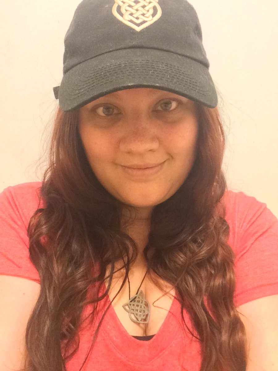 kristadani85's tweet photo. Seriously loving this new merch though ❤️ #ComeOutWithMeTour #AlanDoyle https://t.co/JR43zqhEv8