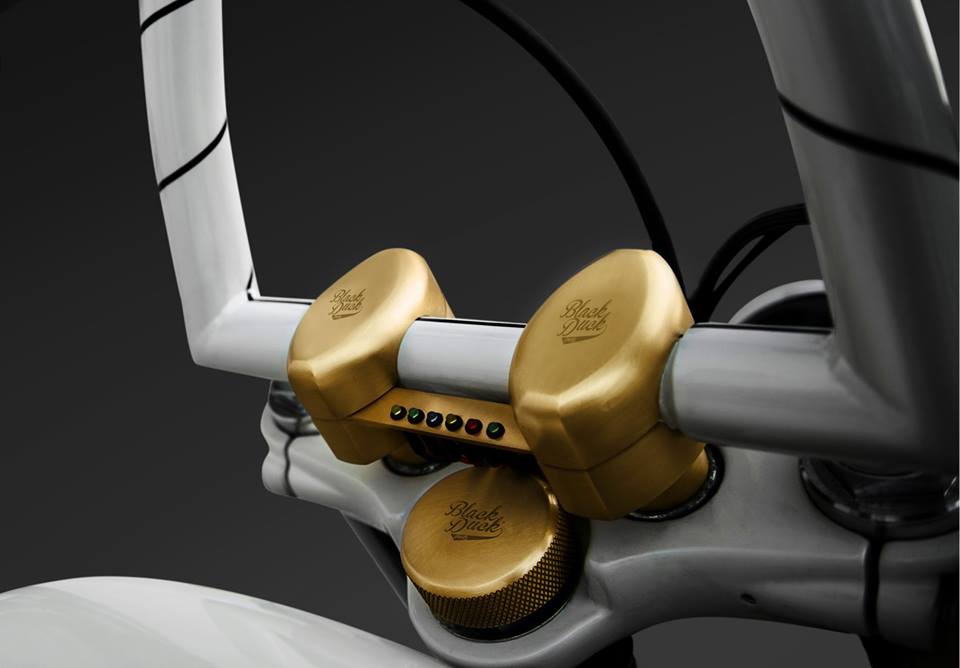 BlackDuckParts's tweet photo. Our Risers for #HarleyDavidson and #VictoryMotorcycles are 100% solid high quality brass and weigh 1kg approx. 👌

Get yours here:
➡https://t.co/aS0xfc4aTK
・
・
・
#BlackDuckParts #Brass #Motorcycleparts #Harleyparts #HighQuality #custom #custombike #custommade https://t.co/ULDb6VCU80