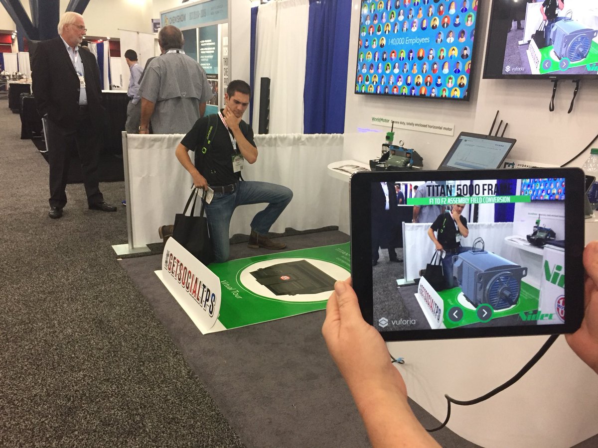 EvanBlock1's tweet photo. Am I missing something here?? Fun times on the scavenger hunt at Turboshow! @NidecMotorCorp @TurboLabTEES @EmpoweringPumps #GetSocialTPS https://t.co/HiZBOyGaD6