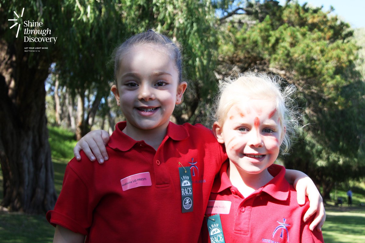 NewmanCollegeWA's tweet photo. Plenty of #FactionSpirit being shown by our PP-Y2s! Wearing their faction colours with pride in support of their team #Celebrate
#shinethroughdiscovery #AthleticsCarnival #Sportsmanship #newmancollegesport @mitchxtgt @PaolaRich7 @KatyaAnderson3 @NortheyStella https://t.co/PgtOC78Lj2