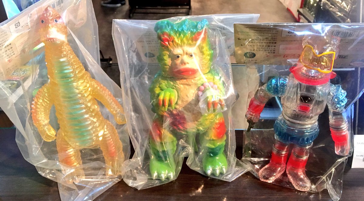 金運 招きカネゴン さくら色 墓場の画廊 3月28日(金)より抽選開始