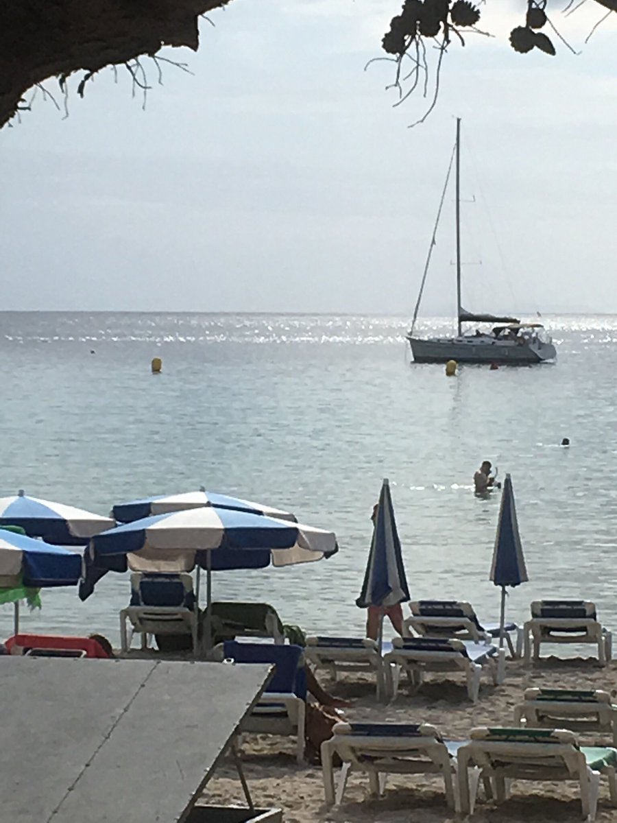 blaster986's tweet photo. Having great time on holiday https://t.co/rPhkxrhzcV