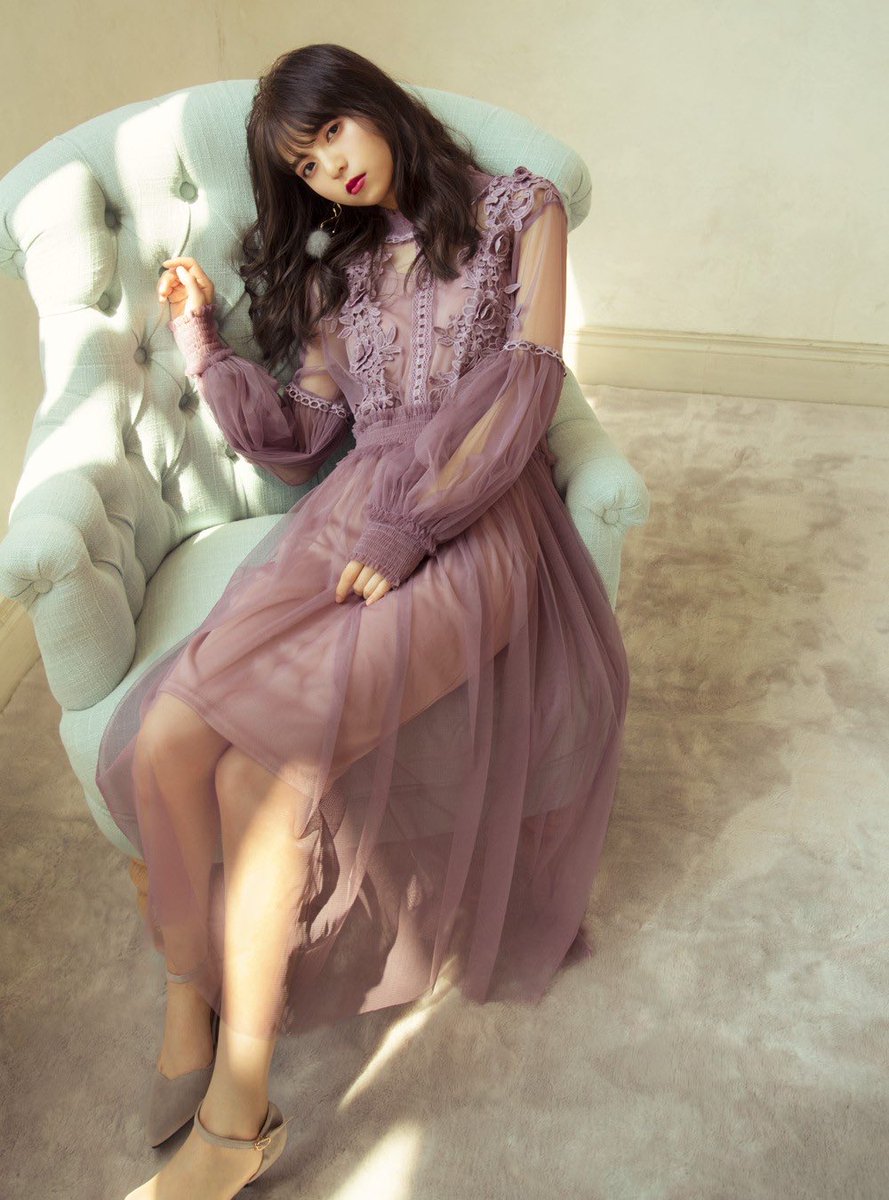 Grl グレイル Grl一押しアイテム チュールフラワーレースボリュームスリーブワンピース 1999 グレイル Grl 齋藤飛鳥 あしゅ 乃木坂46 この商品をチェック T Co Kw3he0fqap T Co Hwfydaojxf