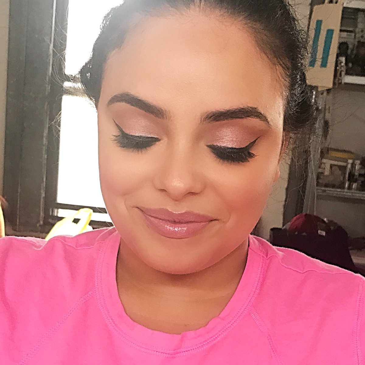 @bhcosmetics Look At The 80s palette used on this beauty! @MEHRONmakeupNYC Celebre HD Pro Foundation in Medium 3 and @NyxCosmetics Lip Gloss in Eclair!! #photoshoot #paulasorianobeauty #psb #psbeauty #njmakeupartist #nycmakeupartist #jerseycitymua #jerseycity #nyc