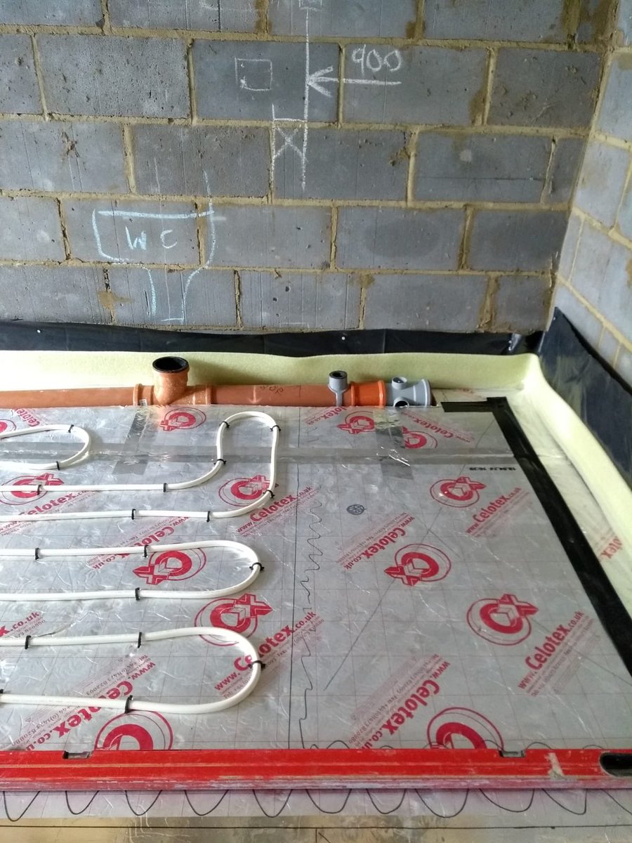 JessWard7's tweet photo. One day..... #ffl #soilpipe #1/80 #SelfBuild #WC #popup #screed #bathroom #plumbing #drains #toilet #shower #UFH https://t.co/pzbyXmiq6C