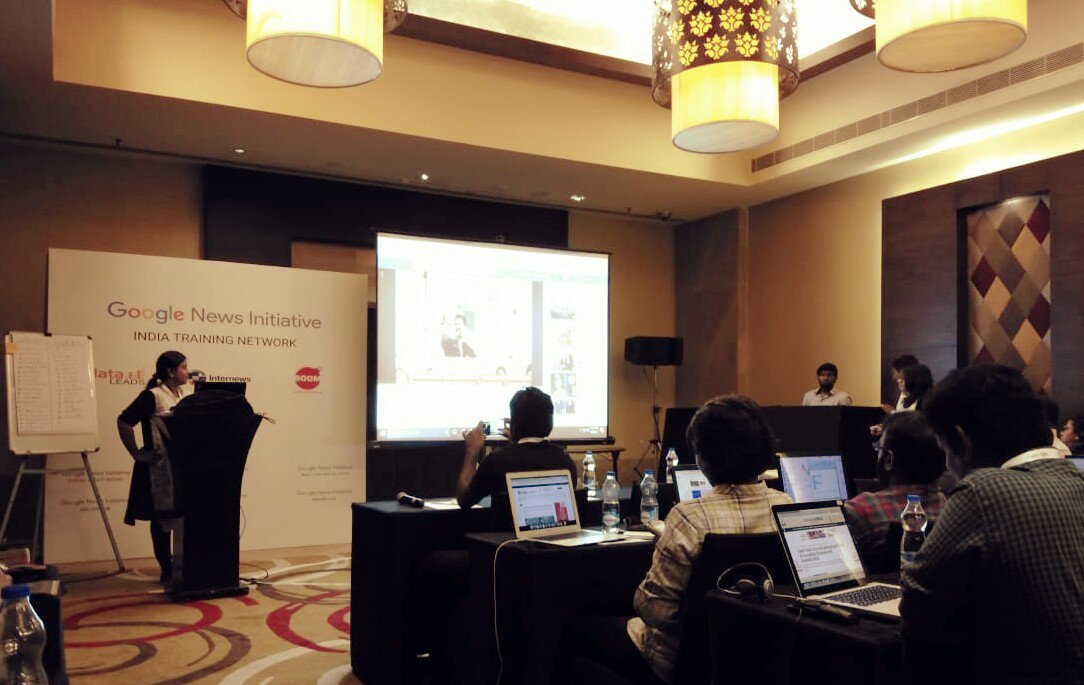 am_logii's tweet photo. In Google News Initiative Training Session.
Discussion about the Fact checking and fake news.
#GNIIndiaToT  @GoogleNewsInit @boomlive_in @firstdraftnews 
#VerificationNinja #Truthwarriors https://t.co/7YlbO8dnvR
