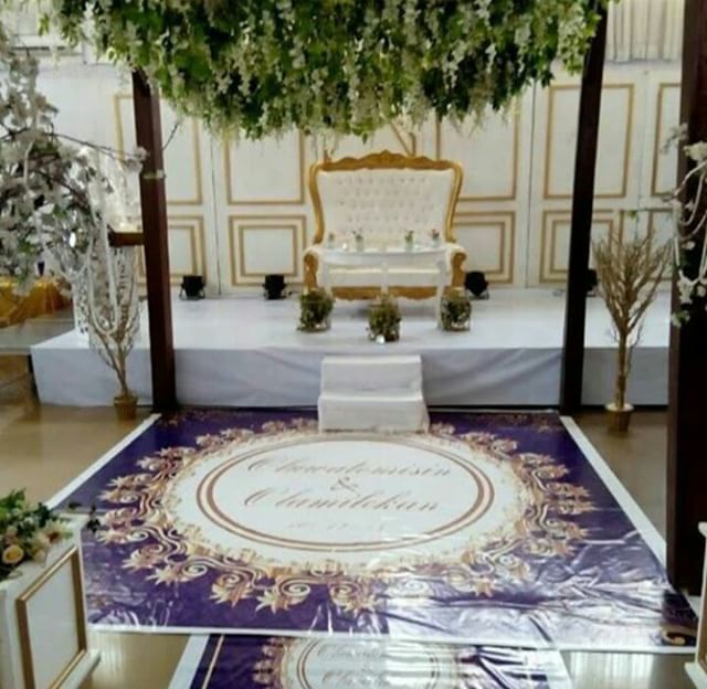 belladecorng's tweet photo. 2019 LAGOS brides, are you ready????
We've got the most affordable wedding decor packages for you.
Please click link in bio, to learn all about the offer.
Decor by @bellascreativedecor -
-
##sugarweddings #nigerianwedding #lagos #socialevents #corporateevents #nigerianweddin… https://t.co/dgCc9E9Bcx