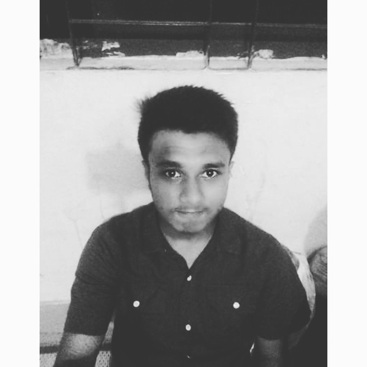 fahir_sh's tweet photo. একদা যখন পোলাডার দাঁড়ি মুচ গজায়তেছিল😜😜 https://t.co/IytrmsoeBn