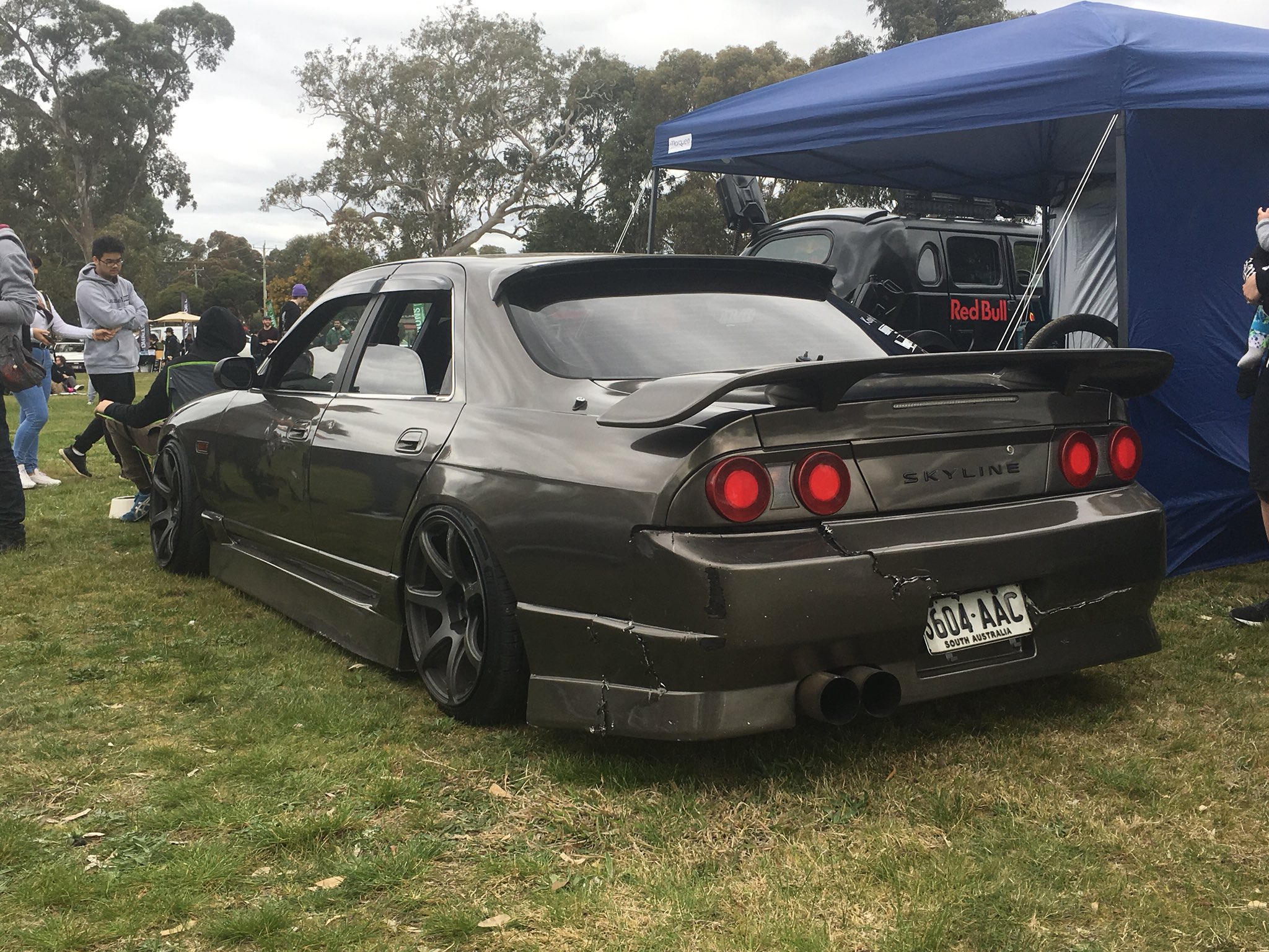 メルボルン ジャパン カーズ ドリ車 スカイライン ロールバー デュアルマフラー シャコタン R33 4ドア 4ドアスカイライン T Co Nhblimrgjo Twitter