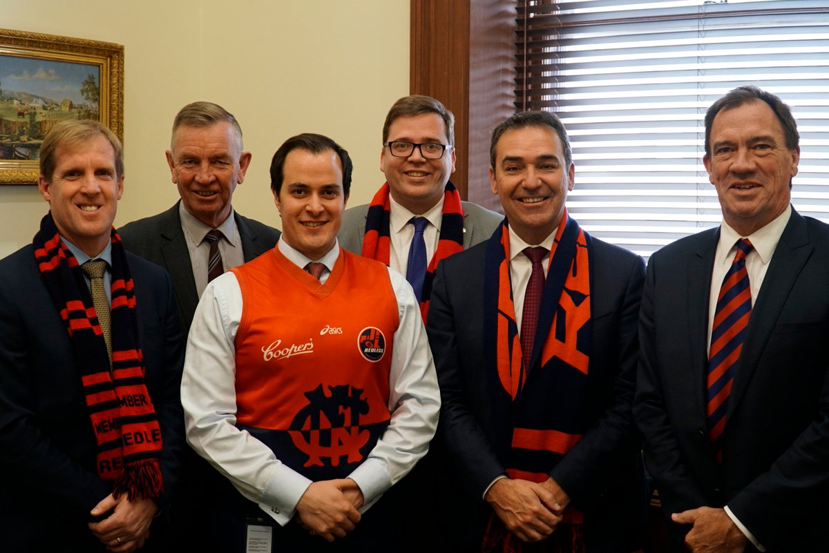 marshall_steven's tweet photo. Grand Final fever hits #SAParli with strong support shown for @NorwoodFC during question time. Among the supporters, Speaker @VincentTarzia, former Norwood and AFL player Stephen Patterson, @JohnDawkinsMLC, @JohnGardnerMP and @PeterTreloar.  #DoYourBit https://t.co/cJJNki9zs8