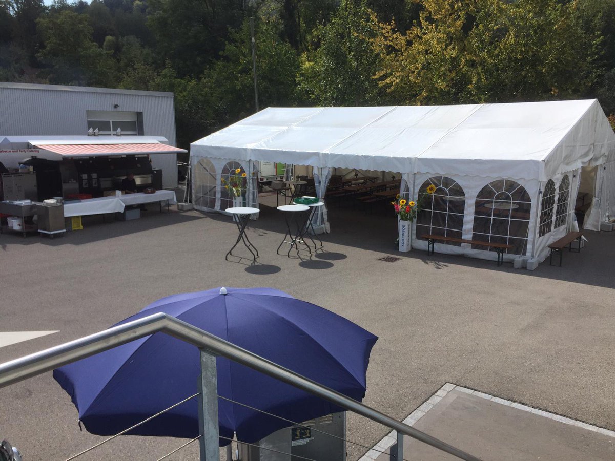 SOSAGBOX's tweet photo. 40 Jahre Jubiläumsfest - An unserem kleinen Fest zu einem guten Stück Fleisch vom grossen BBQ-Grill konnten wir letzten Freitag das 40-jährige Bestehen der SOSAG Baugeräte AG mit Kunden, Lieferanten und Partnern feiern. Wir danken nochmals allen Gästen... https://t.co/C2Nevl8OWT https://t.co/Vaq5uD2cCZ