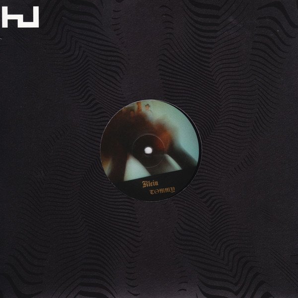 funfairbonanza's tweet photo. klein - cry theme [hyperdub]
https://t.co/A0umJnbg4p
#mercuryprize must be scared of klein.  can't think of any other reason why this would be overlooked for their shortlist.
@hyperdub https://t.co/eC5D6tx7ck