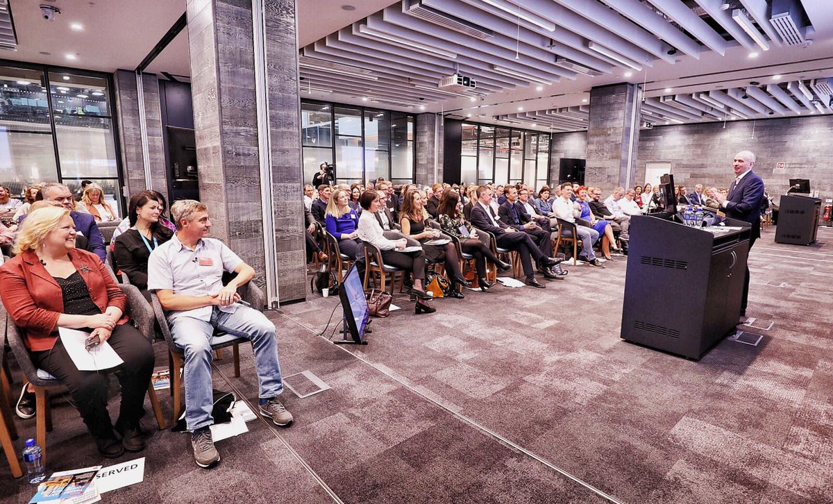 AmericanChamber's tweet image. ‘’A neighborhood structure putting together five areas: R&amp;amp;D, sales and marketing, data, inside sales &amp;amp; digital selling, and international operations’ the incredible ⁦@Microsoftirl⁩ campus explained by ⁦@JamesocOConnor⁩ #LearningEdge