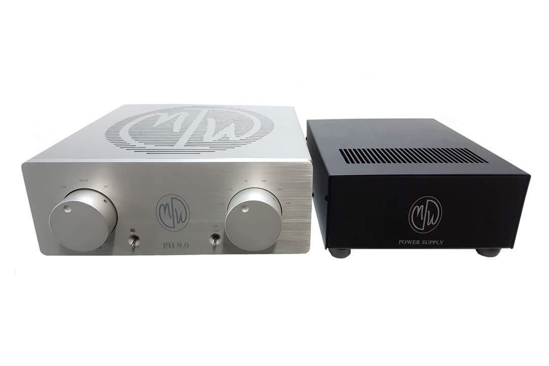 Berny2876's tweet photo. News: #Modwright Instruments announces new high performance PH 9.0 tube Phono Stage. More info at https://t.co/V7v8pCmcm1 https://t.co/Ra9udw0BCb