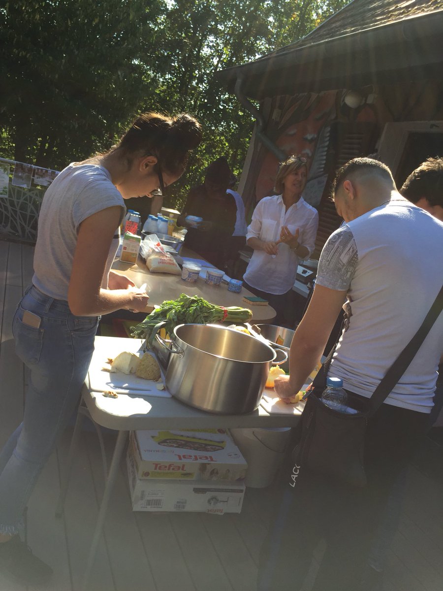 AnneGaelleWurth's tweet photo. En direct des portes ouvertes de la #plateforme d’#accroche des #perdusdevue Venez faire un tour c’est jusqu’à 16h à la Maison des Berges @sema_asso @regiongrandest https://t.co/0BUn3OpDm6