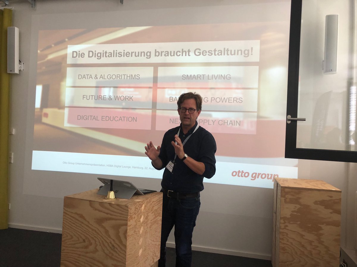 „Die Digitalisierung braucht Gestaltung! Eine #CorporateSigitalResponsibility ist für uns die logische Fortführung der unternehmerische Verantwortung“, so Stephan Engel ⁦<a href="/OttoGroup_Com/">Otto Group</a>⁩ beim #HDEDigitalDay #Handel40