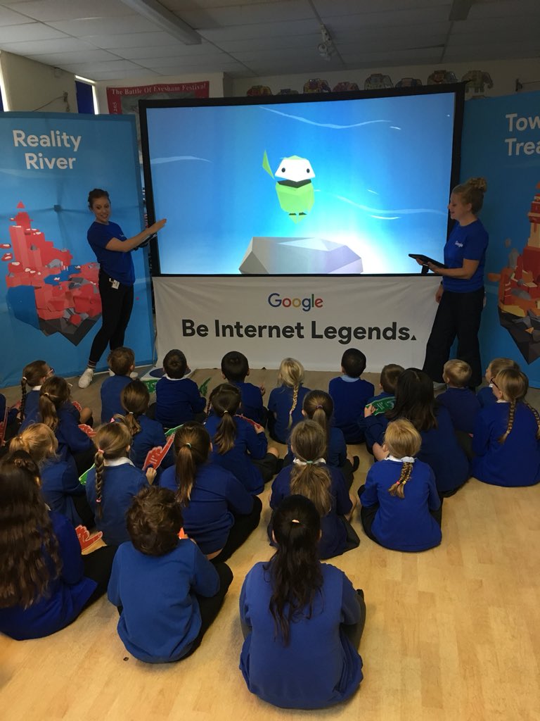 We are SO lucky to have Jo and Jenny from <a href="/GoogleUK/">Google UK</a> telling us all about internet safety. Let’s all be Internet Legends! #internetlegends