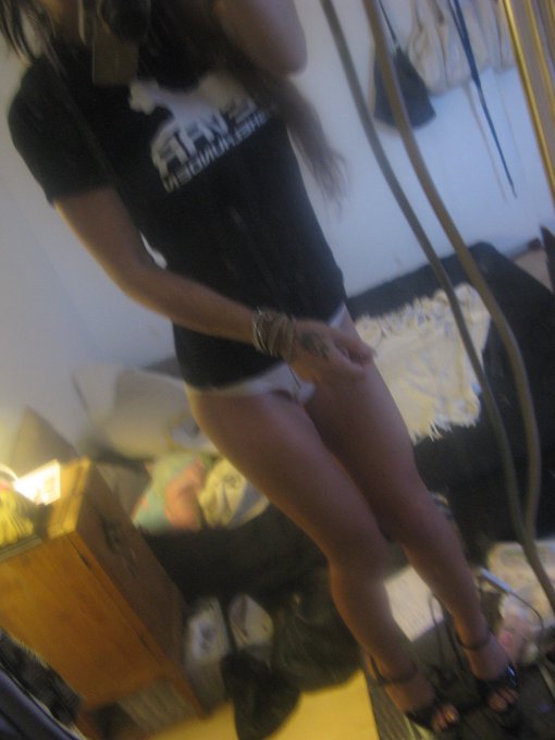 #skinnybitch https://t.co/WIY2udQwm9<a href="/tag/skinnybitch"class="tags">#skinnybitch</a>