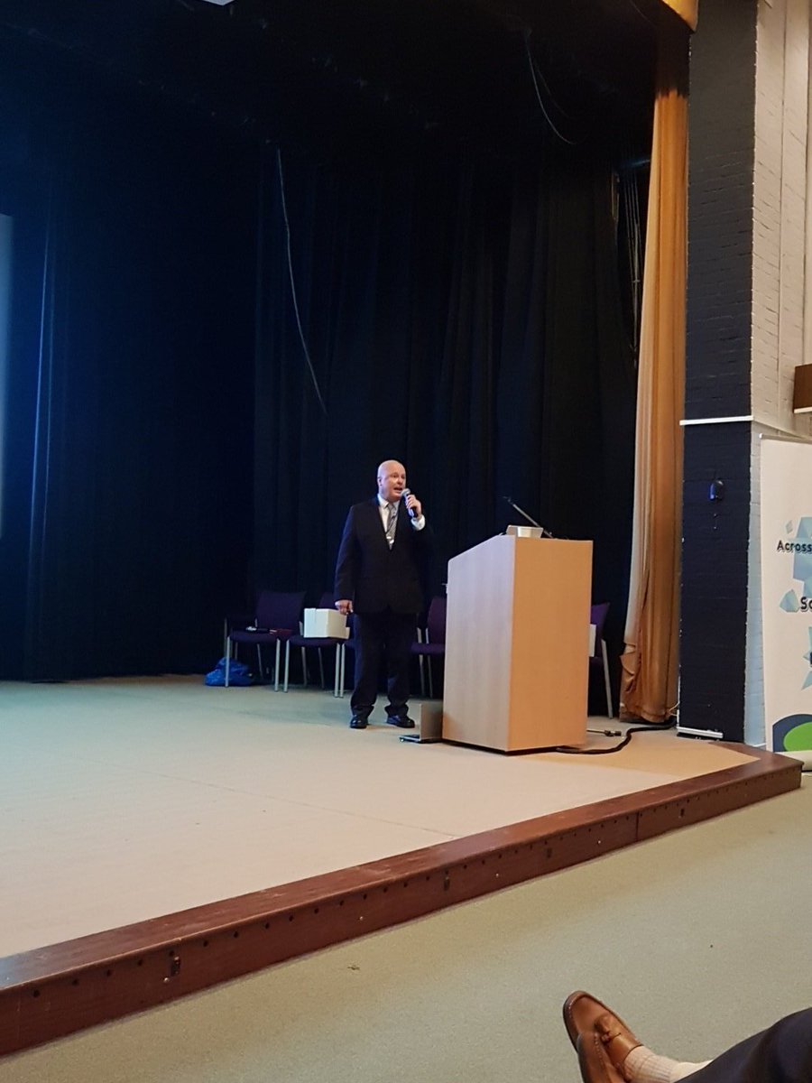 LisaJaneHarris1's tweet photo. #NASHICS Andrew Hollingshead, National Vice Chair delivering a presentation on fire safety at the Fire College. https://t.co/XFkyda0Cr1