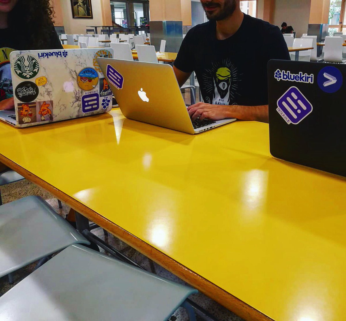 resummeapp's tweet image. To accomplish our goals, we have to work hard as a team. Even the smallest project needs our 100% and more. 💪🏻
Keep working on your dreams. And you can count on #Resummeapp as your ally, your friend. 👨‍👧‍👦

#thisiswhataprogrammerlookslike #devstickers #codinglife #developers