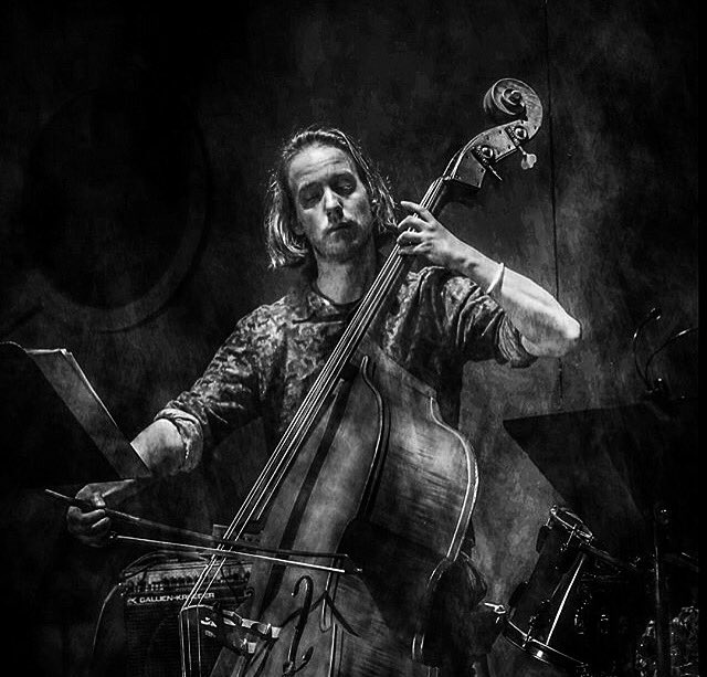 HollieBoohiya's tweet image. &quot;Carving out a niche for rethinking classical music&quot; 🙌WONDERFUL news - my little #stringquintet &apos;Astilbe&apos; has been officially selected to have its performance debut down in #RodeIsland ☺️big BIG thanks to the guys down at Vervant for making it happen!!! 🌞Hmm... ✈️