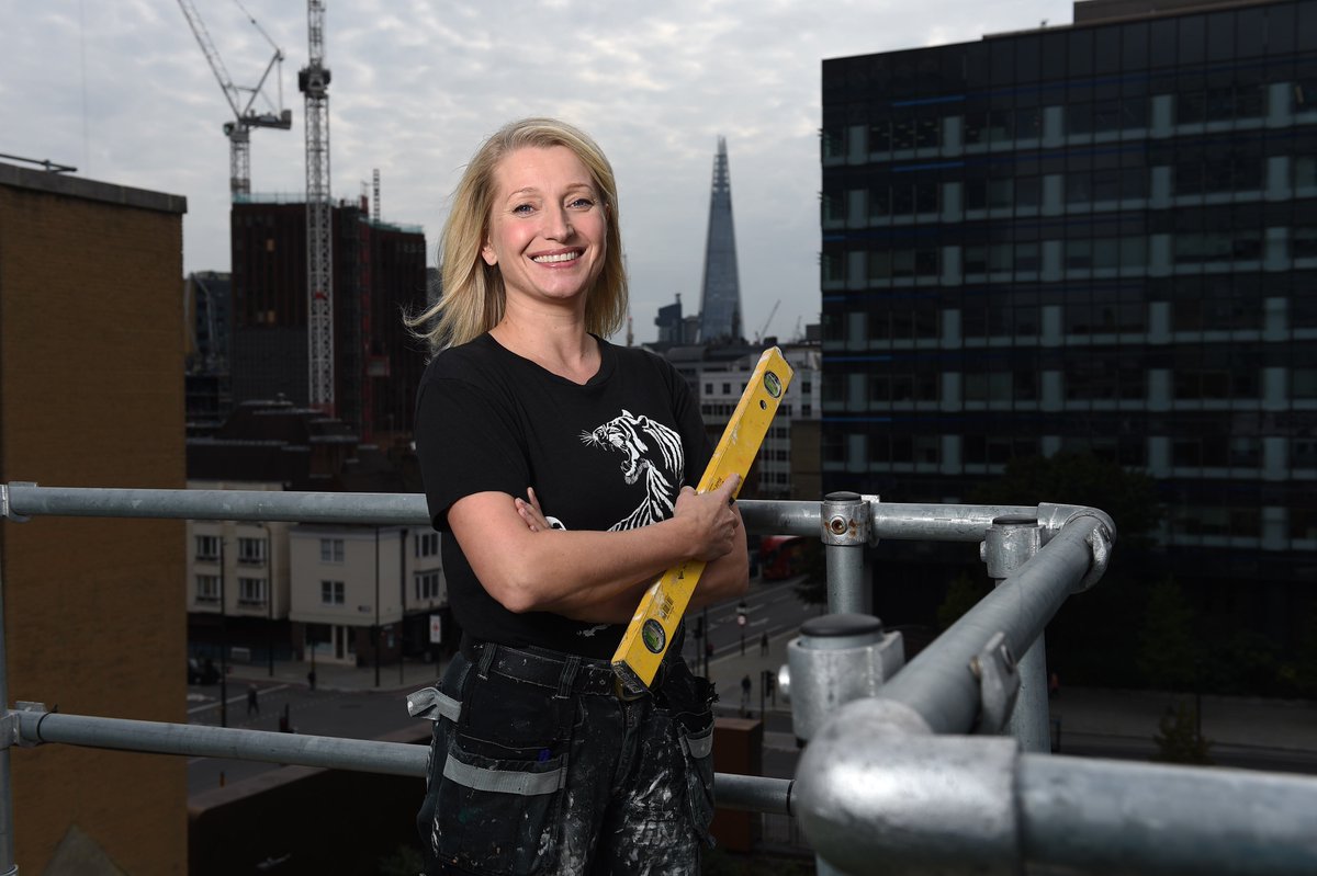SianReform's tweet photo. Getting my lady builder head firmly on for this weekend's three day run on the Trade Secrets stage for @Checkatrade. We'll be hosting talks, giving advice and taking your questions! See you at Excel's @MyHomebuilding show, come say hi!! #ladybuilder #diy #renovations https://t.co/gVZ71JGOo5