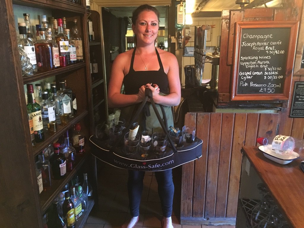 GlassSafe's tweet image. Thanks, they are coming on board slowly but surely! @HSQC @LoveyourpubInfo #ukpubs @morningad #besafeatwork #carrywithstyle @YoungsPubs @EstrellaDammUK #beerfestivals