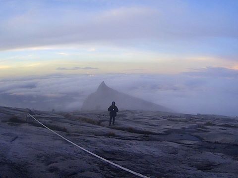 Shamine87's tweet image. lama dah tak update tuk mendaki gunung kinabalu :-( too busy for the other trips. 
#back_on_track

well now for 2019 Mt. kinabalu climb will be open ASAP. so anyone who are interested to CLIMB, book now for affordable rates!
DM for more information