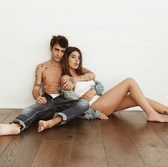 Siblings 👫
<a href="/alexdomenec/">Alex Domenech</a> x <a href="/CalvinKlein/">calvinklein</a> 
#workIN #influencers #family #Felizjueves