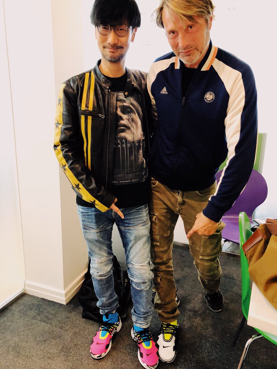 Mads Mikkelsen Br Mads E Hideo Hoje 09 18 Madsmikkelsen Hideokojima Hideo Kojima En Deathstranding Mads Mikkelsen Br Mads E Hideo Hoje 09 18 Madsmikkelsen Hideokojima Hideo Kojima En Deathstranding