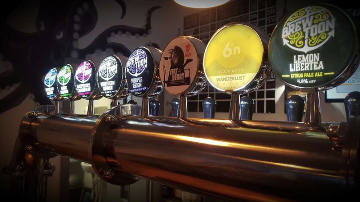 BrewToon's tweet photo. Have you seen our swanky new taps yet? We can now pour our full core range as well as a mix of seasonal and guest beers. Kicking things off are 2 awesome guest beers from our buddies @fiercebeer & @sixdnorth 🍻#craftbeer #newtaps #supportlocal https://t.co/LEjqJ1q9Kp