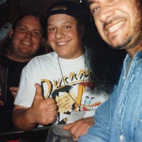 Scoty1621's tweet photo. @genesimmons SUPERFAN David Nokken larger than life passed away battling pancreatic cancer on September 8th. His media post stating that he was about to battle cancer was this photo. Greatest day of his life meeting you. He is the man in the back of pic. https://t.co/hg0nelxTWV