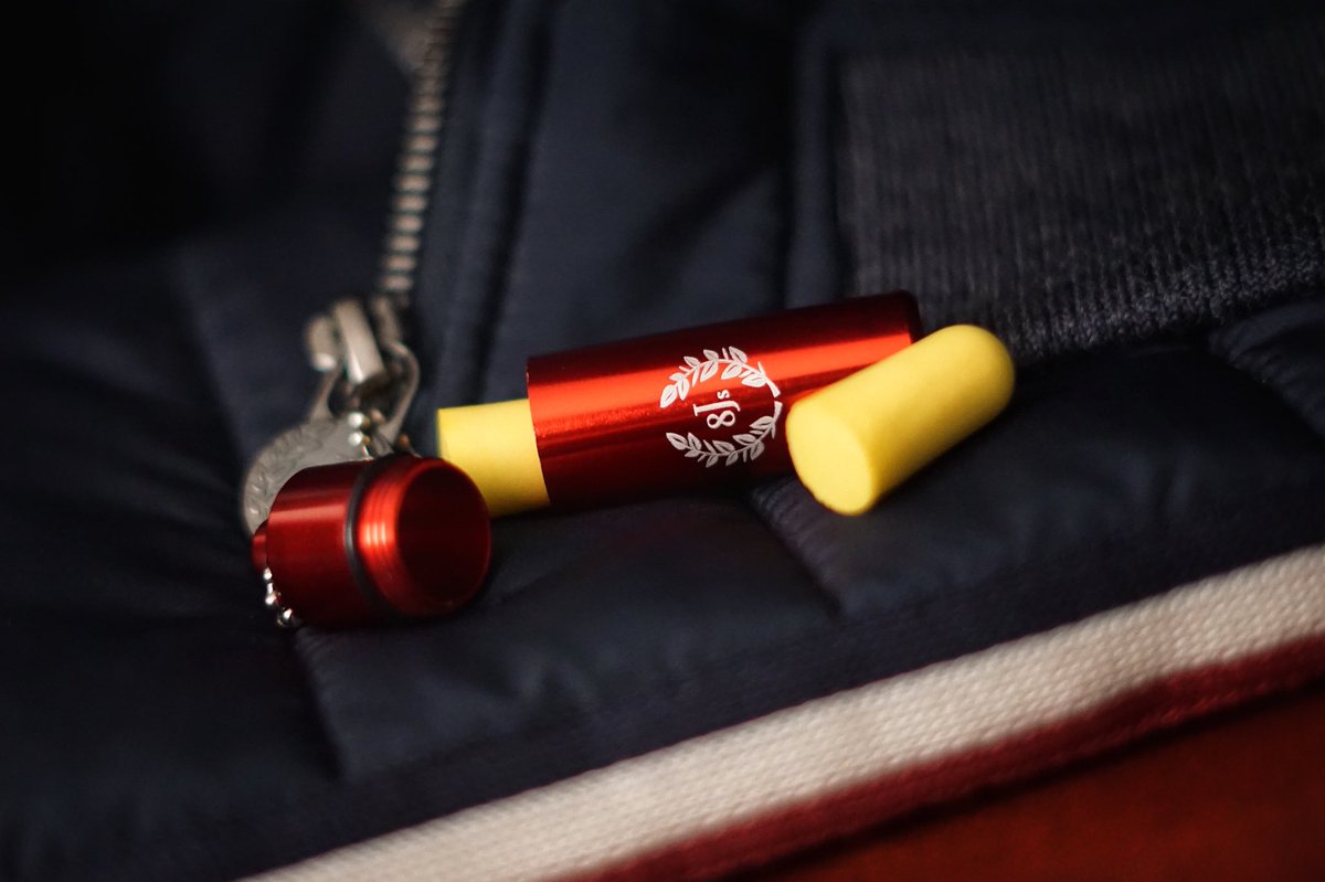 GentlemanRacer's tweet image. For the Gentleman Racer. 🏁

@8Js_Official, the only way to look good whilst driving. Classic knit stripes and heritage detailing ensure you’re looking your best whether on track, road or street. #LiveFast #8Js