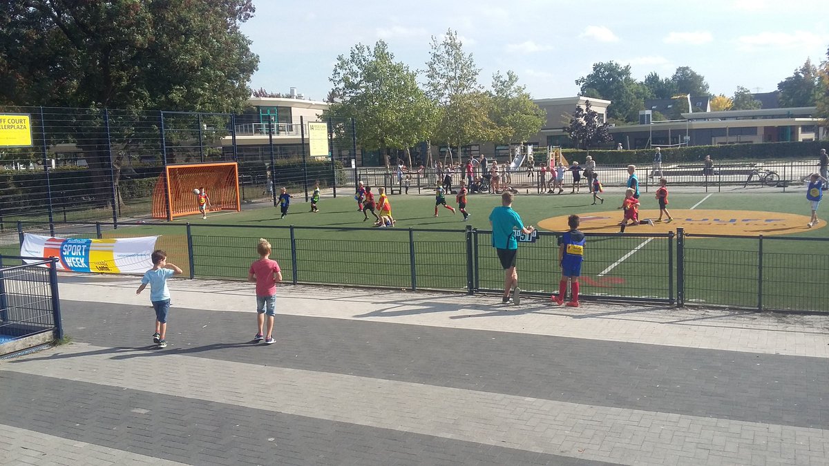 Geslaagd Cruyff toernooi tijdens de Nationale Sportweek <a href="/krajiceknl/">Krajicek Foundation</a> <a href="/JCFoundation/">Johan Cruyff Foundation</a> <a href="/WSEW053/">SportinEnschedeWest</a> @