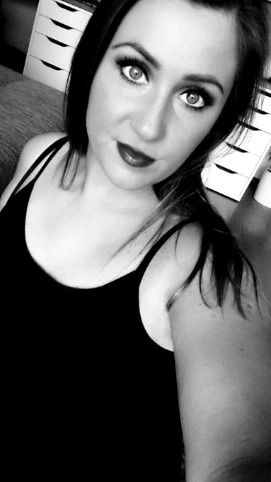 <3 https://t.co/mOTREPaRXP  Meld dich gerne auf meiner Seite an :)  Geile Videos und Bilder warten auf<a href="/tag/dirty"class="tags"><span>#dirty</span></a><a href="/tag/camgirl"class="tags"><span>#camgirl</span></a><a href="/tag/versaut"class="tags"><span>#versaut</span></a><a href="/tag/heiss"class="tags"><span>#heiss</span></a><a href="/tag/geil%20"class="tags"><span>#geil </span></a>