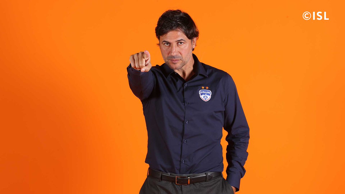 .@CarlesCuadrat wants you to cheer for @BengaluruFC!  #LetsFootball #HeroISLMediaDay https://t.co/LPOjoIiSny