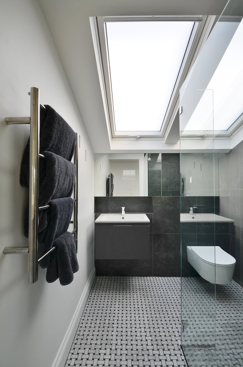 The main feature of our Rusper towel rail is the larger than normal gaps within the bar spacing. Of course with this added spacing comes further practicability should you require more than one bath sheet. Image courtesy of <a href="/DanielePetteno/">Daniele Petteno</a> #heatedtowelrails #towelrails #bathroom