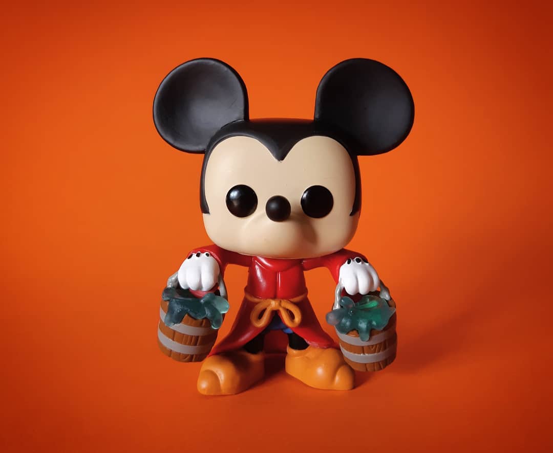 empitalia's tweet image. Finalmente è arrivato l'Apprendista Stregone... ed è bellissimo! 😍
Lo trovate cliccando il link 🤓👉 emp.me/16Ri
Grazie @_kriku per lo scatto!

#mickeymouse #thesorcerersapprentice #disney #funkopop #EMPitalia