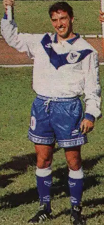 Heriberto Llanos på Twitter: "Canteranos de @UEoficial que han jugado en el fútbol 🇦🇷 - José. L. Sánchez (94-95; 97)Vélez - Pablo Galdames D. (03-04)Racing, (04-07) Quilmes, (07-08) Instituto - Francisco Alarcón (