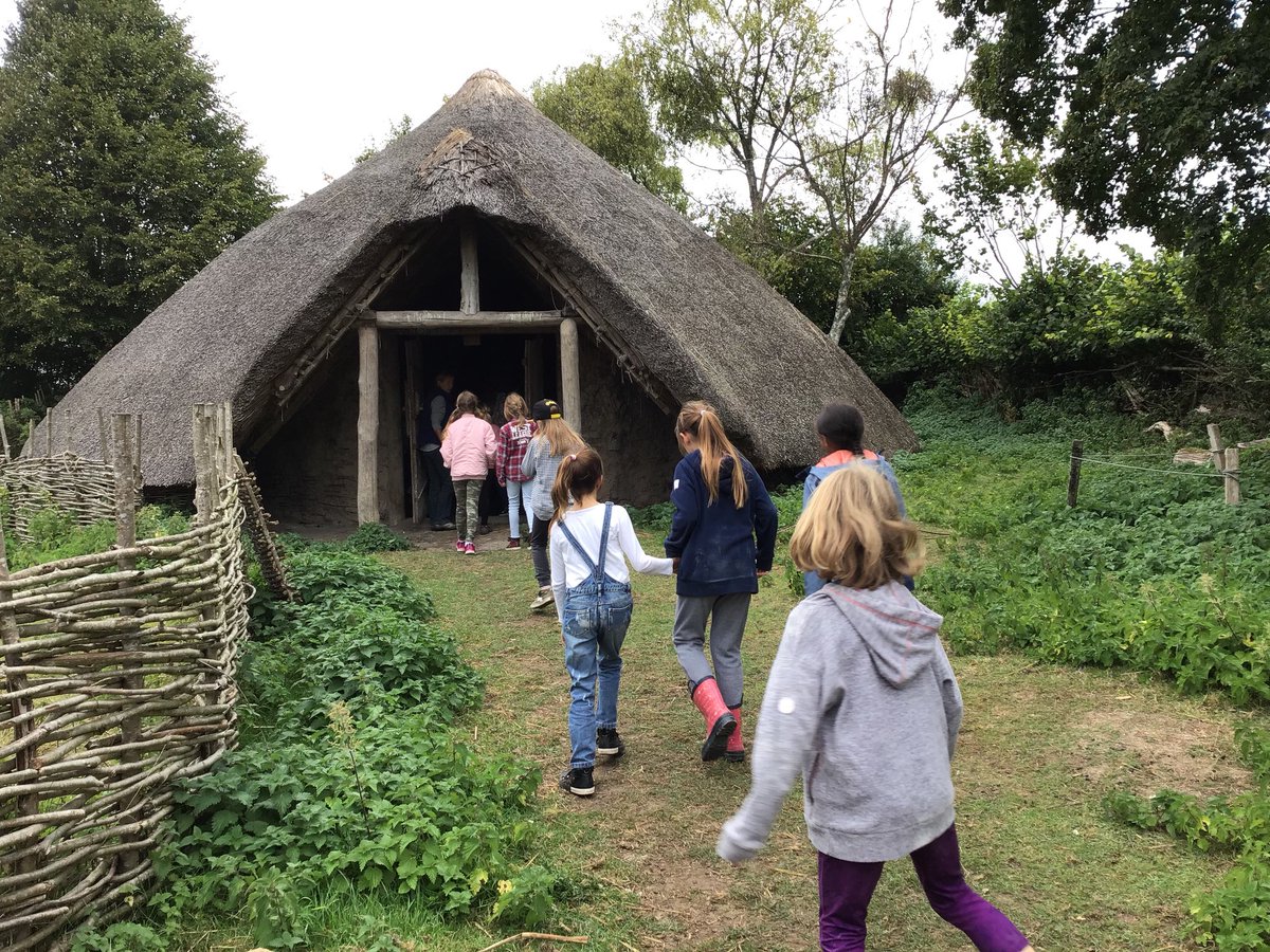 TH Junior School (@thsch_junior) on Twitter photo The girls in #ThSchY4 were all kitted out to help the blacksmiths and even entered a roundhouse during their trip to <a href="/ATCranborne/">AncientTechnologyCtr</a> on Tuesday! They thoroughly enjoyed learning about Celts as part of their humanities topic. 👌🏼 The girls in #ThSchY4 were all kitted out to help the blacksmiths and even entered a roundhouse during their trip to <a href="/ATCranborne/">AncientTechnologyCtr</a> on Tuesday! They thoroughly enjoyed learning about Celts as part of their humanities topic. 👌🏼