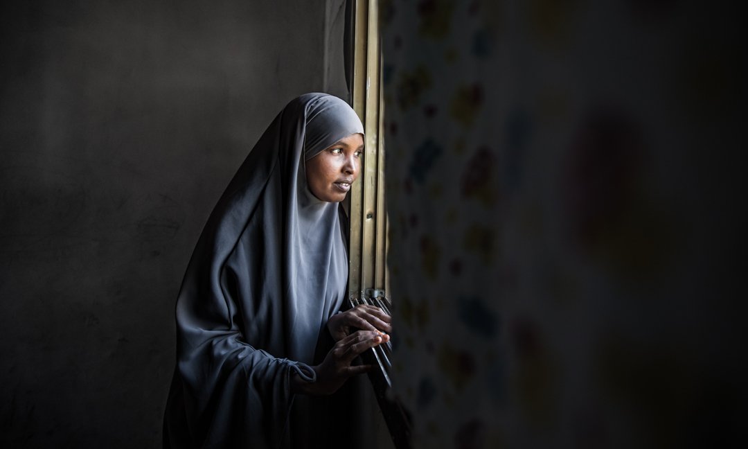 Tyttöjen sukuelinten silpominen on vakava ihmisoikeusloukkaus. Yli 200 miljoonaa tyttöä ja naista elää tälläkin hetkellä silvottuna. 
Tässä aihe ensi viikon asiatiistaille 25.9. Stoassa klo 18.
#muutoksentekijät #solidaarisuus #fenixhelsinki #africancare #meerikoutaniemi