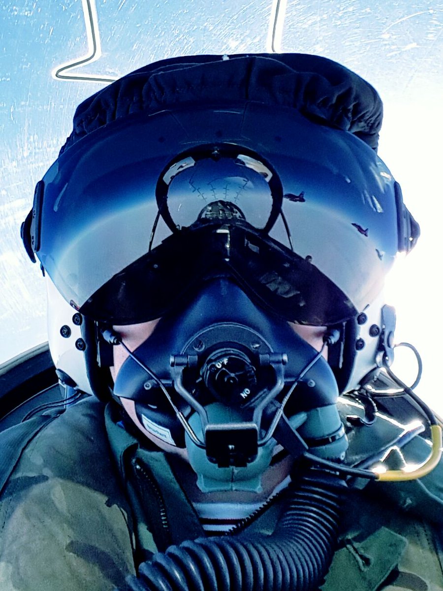 philb871's tweet photo. That's it. 4 Years 8 Months done @rafredarrows. Had an amazing time but promotion and posting calls. Good luck to the future of the team. Eclat 💙 https://t.co/ioBZKvRIuv